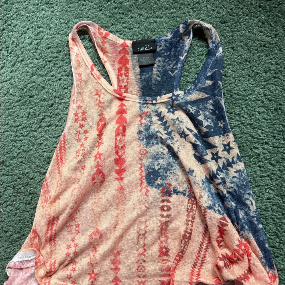 Rue21 Red and Blue Graphic Crop Top